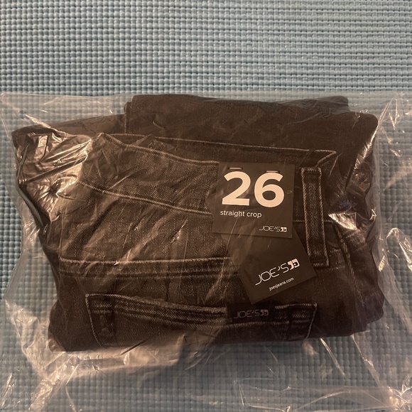 JOE'S Jeans Mid Rise Straight Cropped BLACK Jeans With Raw Cuffs SIZE 26 - Picture 3 of 4